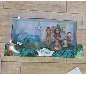 Raya Disney Last Dragon New in box
